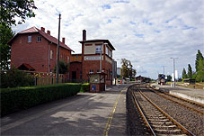 min 966 3.jpg min 966 3.jpg